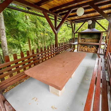 Borovac Mountain Escape Vikendica Pale